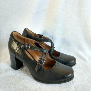 Clarks Artisan Mary Jane Block Heel Pumps